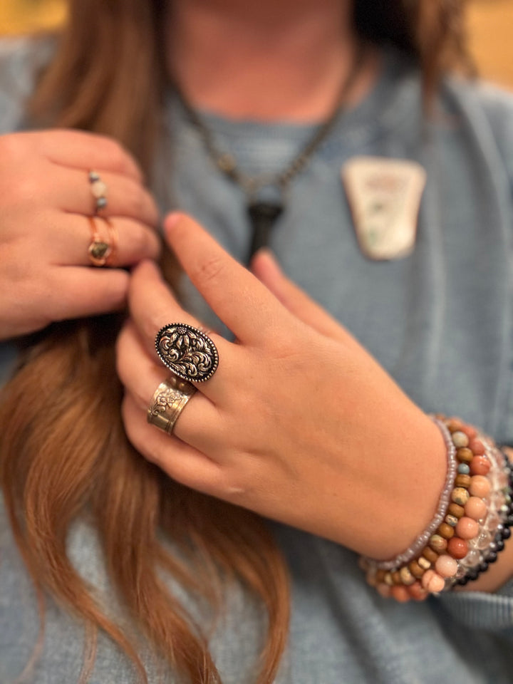 WESTERN FLOWER ETCHED CUFF RING