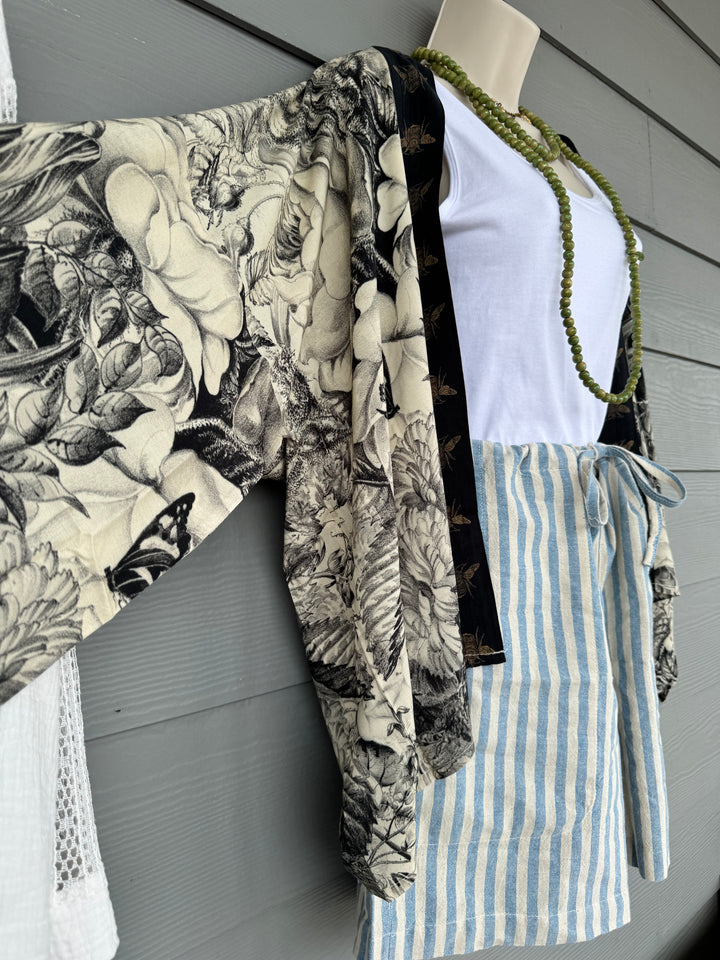 Honey &amp; The Moon Pixie Duster Crop Kimono w/ Florals &amp; Bees