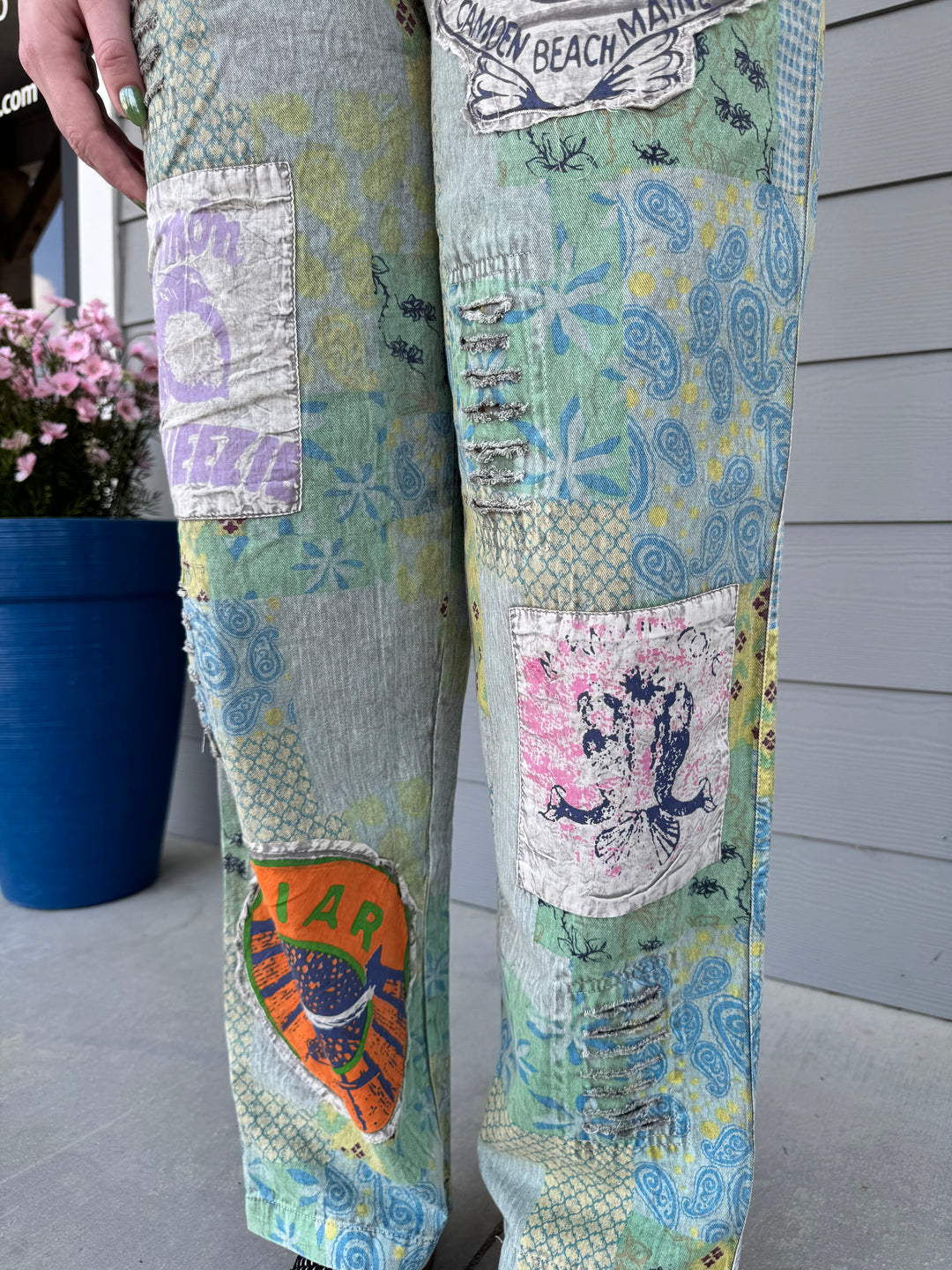 Seaside Motif Print and Patch Pants - Paper Lace