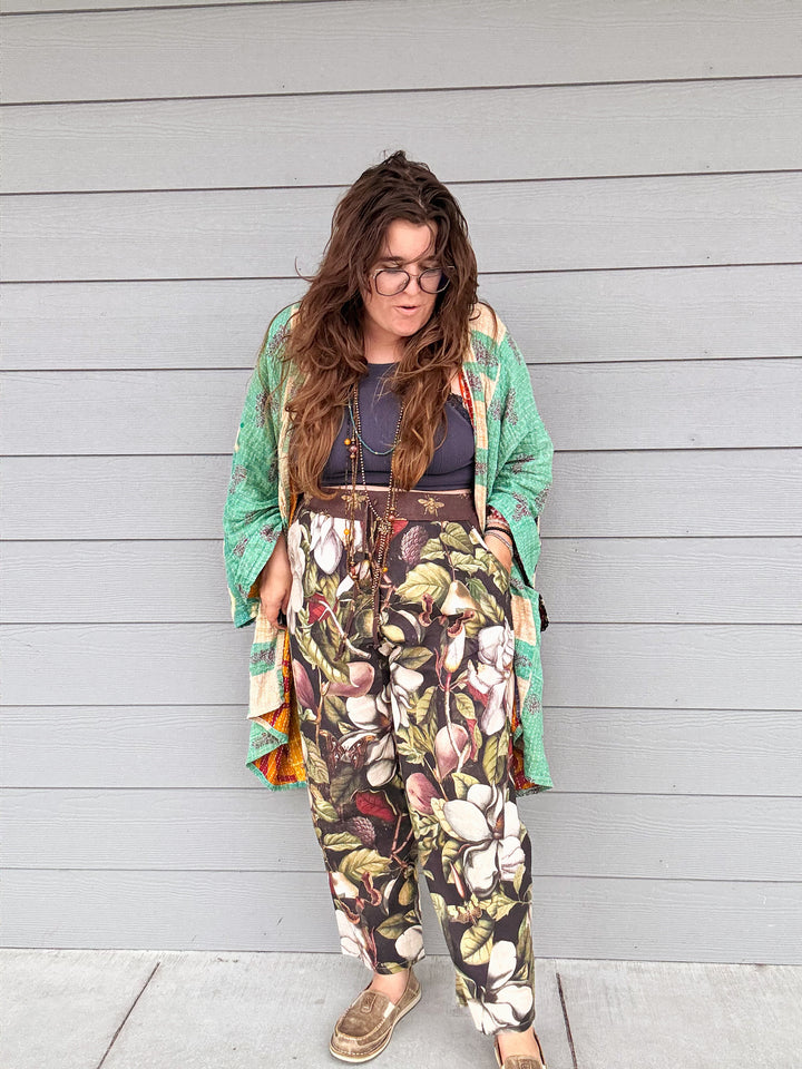 Fleur De Lune Linen Cropped Artist Pant w/ Boho Floral Print