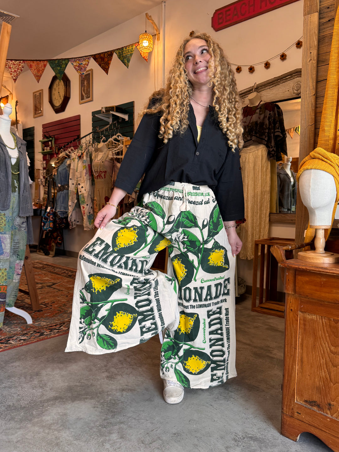 Sak Cotton Pants