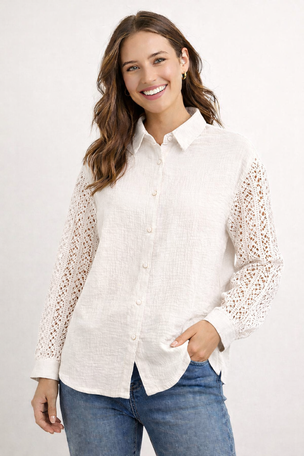 COTTON GAUZE BUTTON FRONT CROCHET SLEEVE TOP
