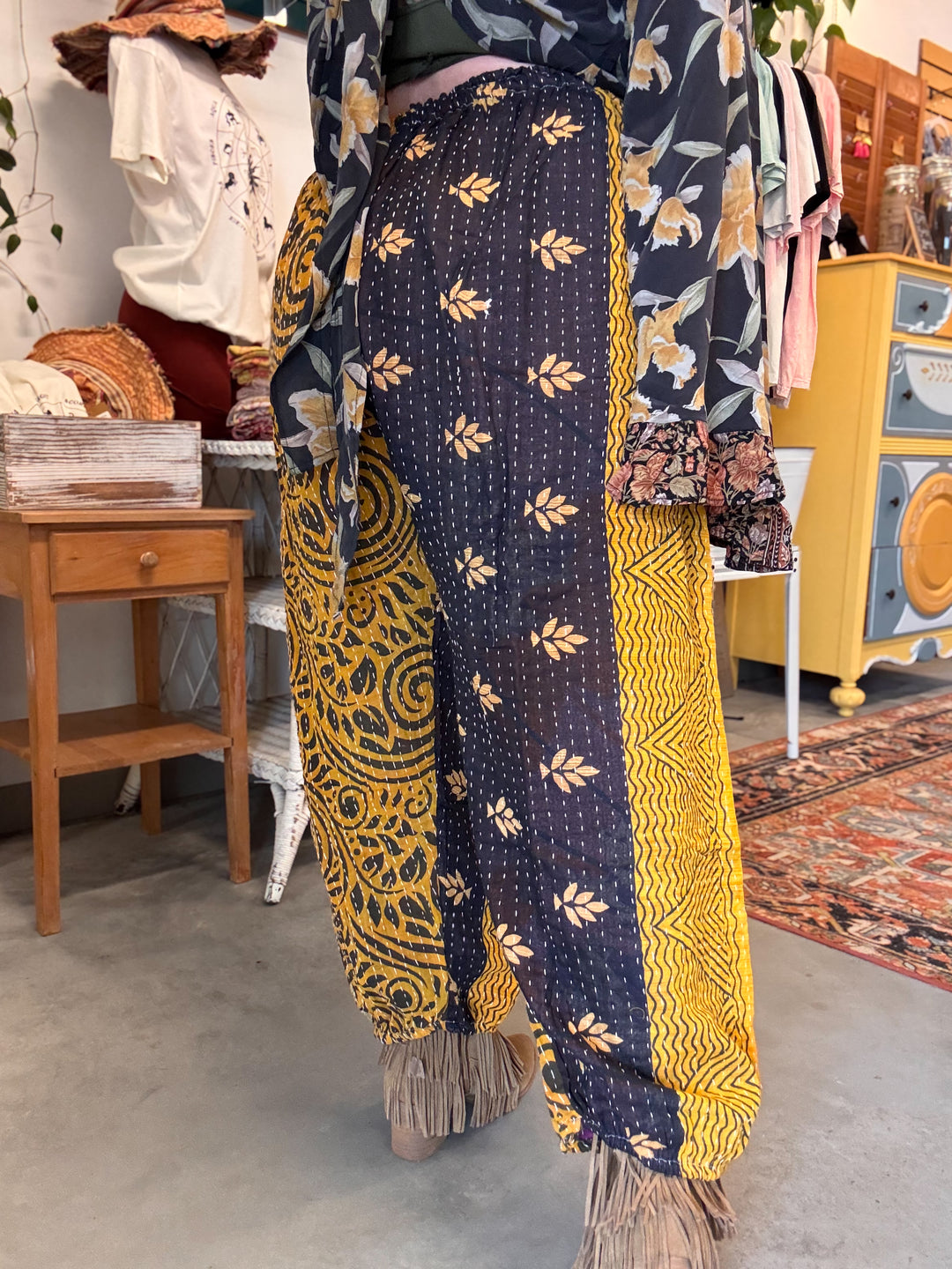 Perfect Throwback - Pareo Kantha Jogger Pants OOAK