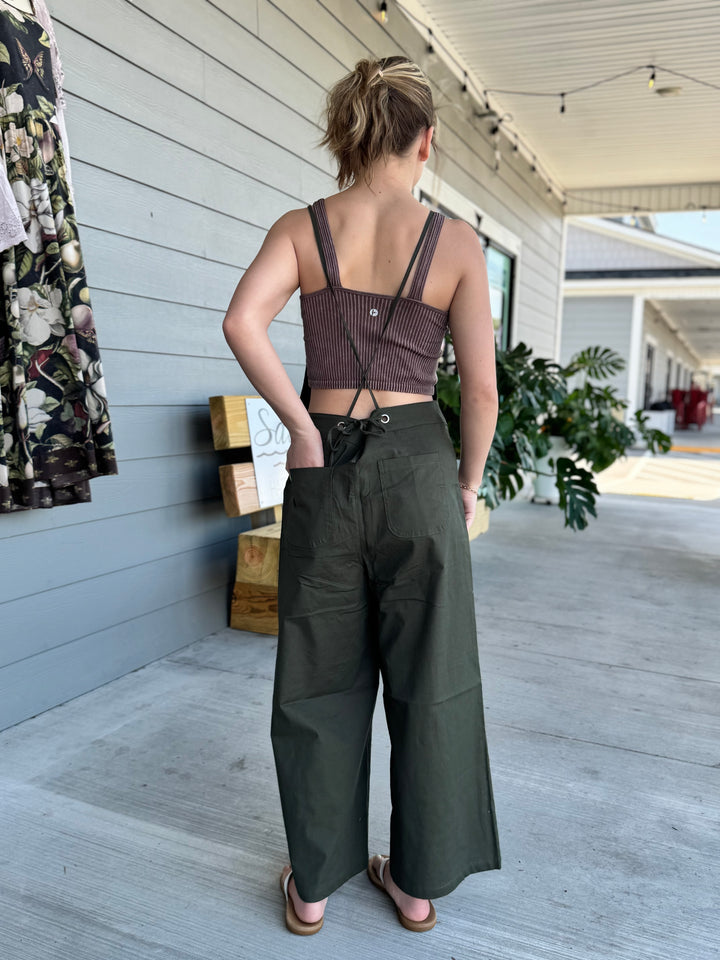 SPAGHETTI STRAP CRISS CROSS BACK JUMPER