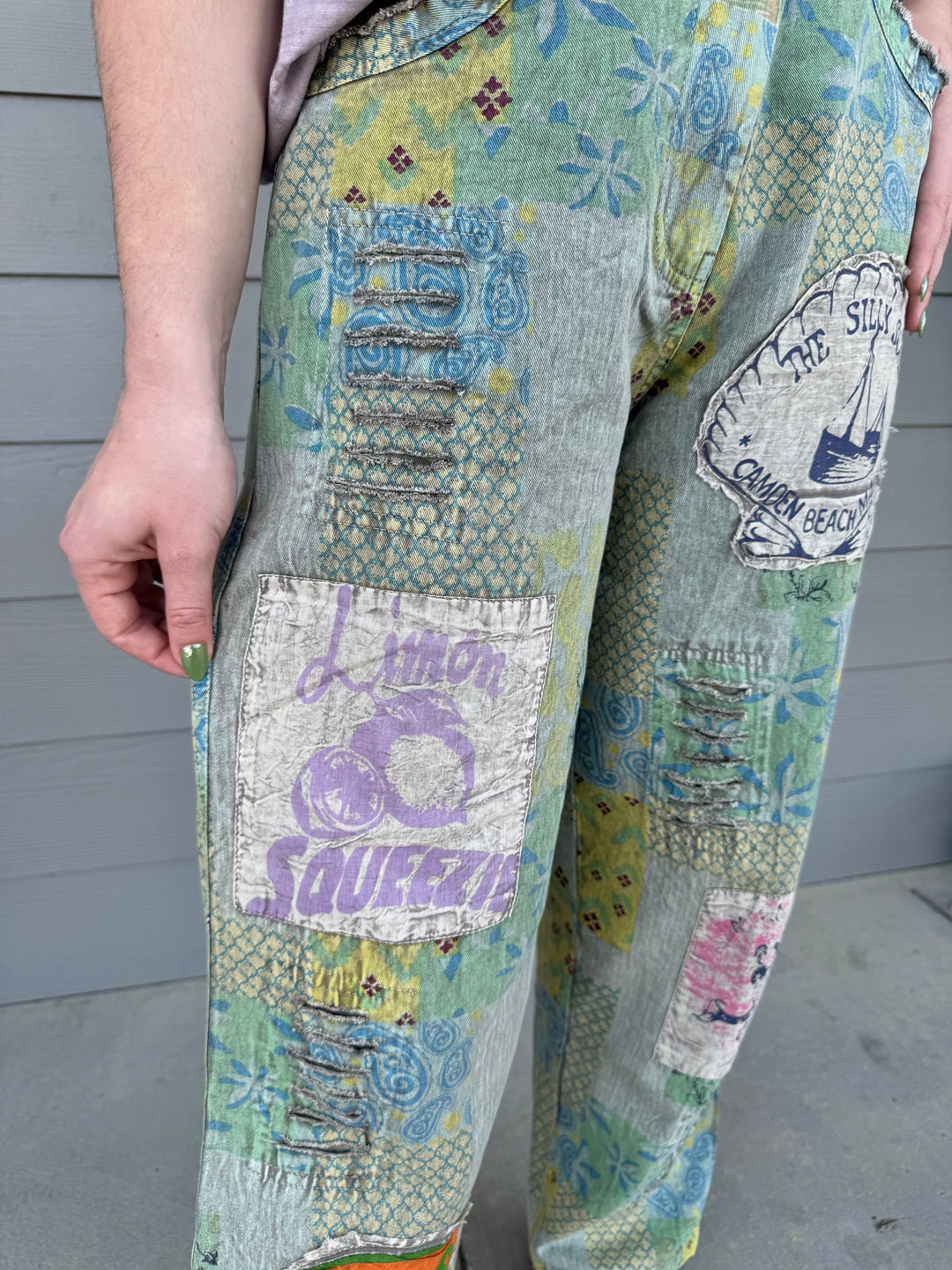 Seaside Motif Print and Patch Pants - Paper Lace