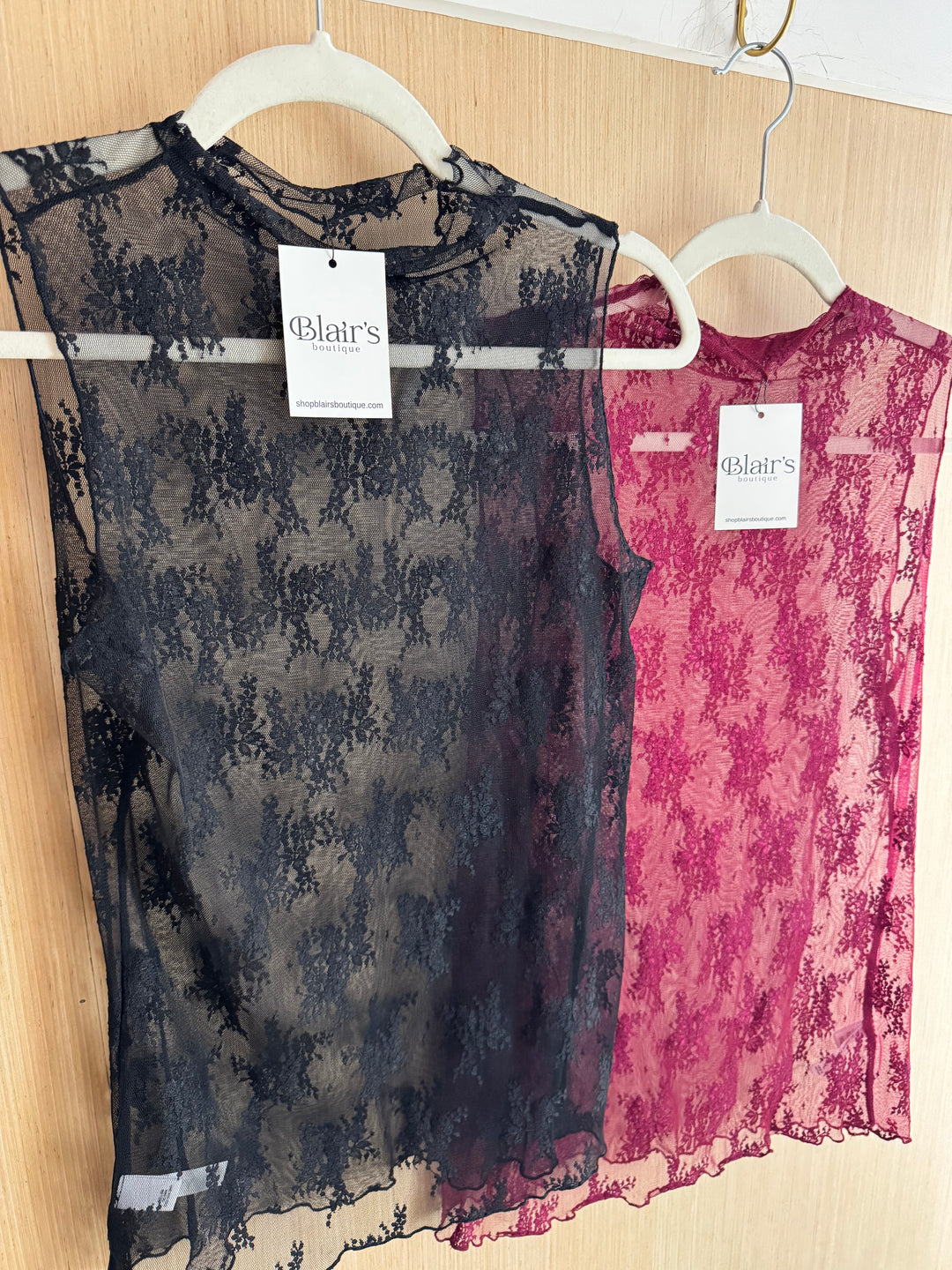 Sleeveless Lace See-through Layering Top *final sale