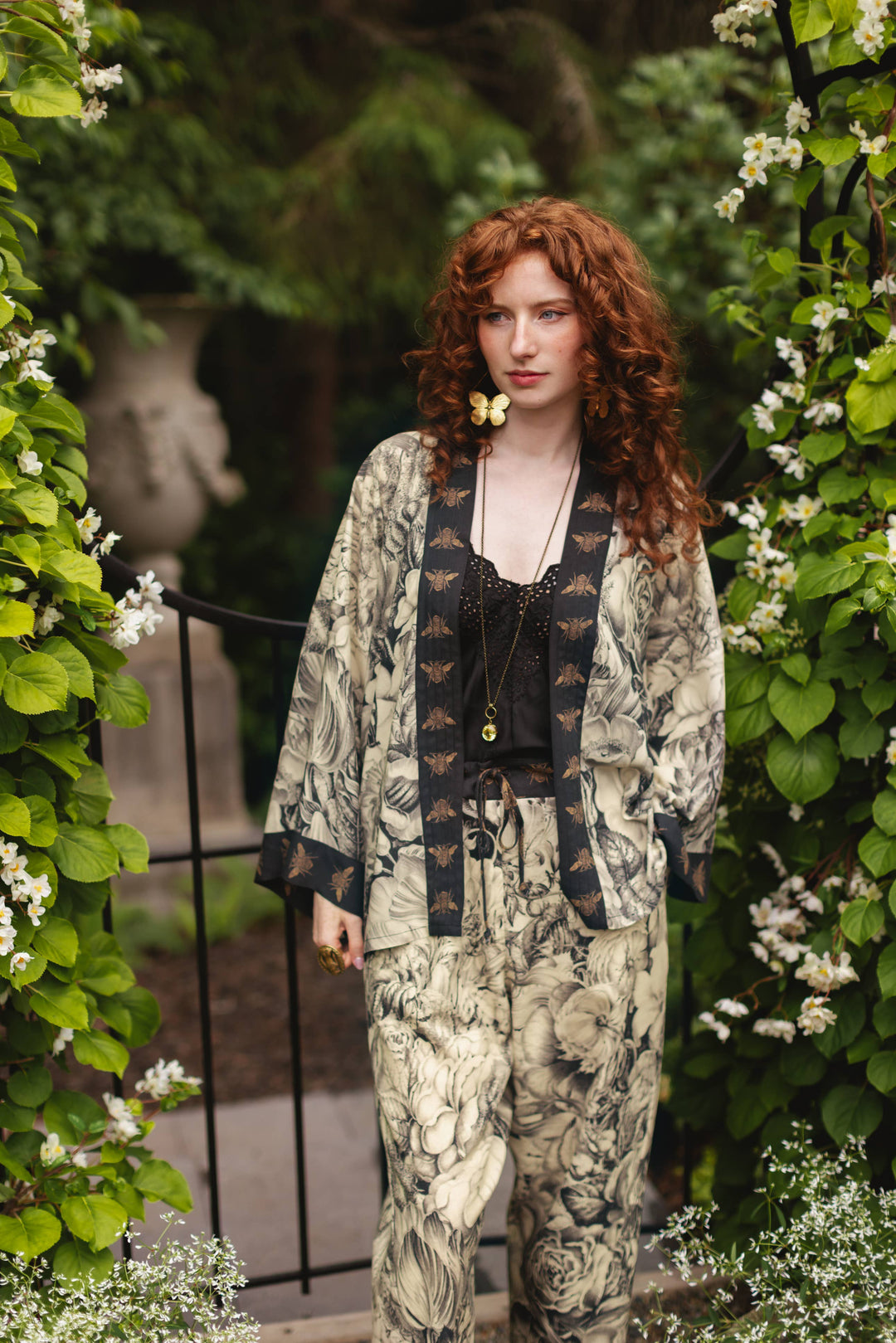 Honey &amp; The Moon Pixie Duster Crop Kimono w/ Florals &amp; Bees