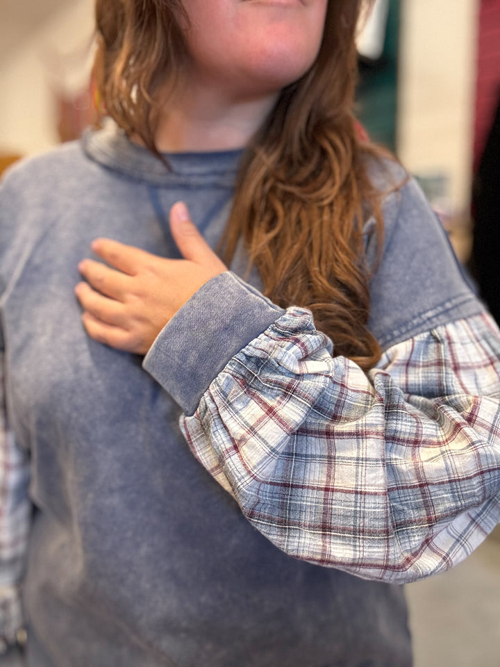 The Indie Flannel Contrast Pullover