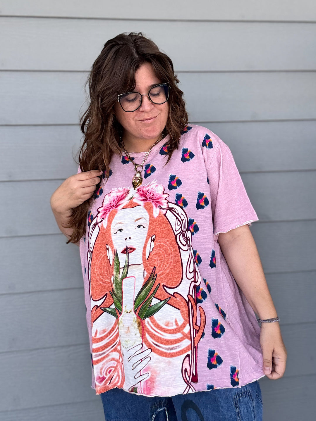 Queen Tee