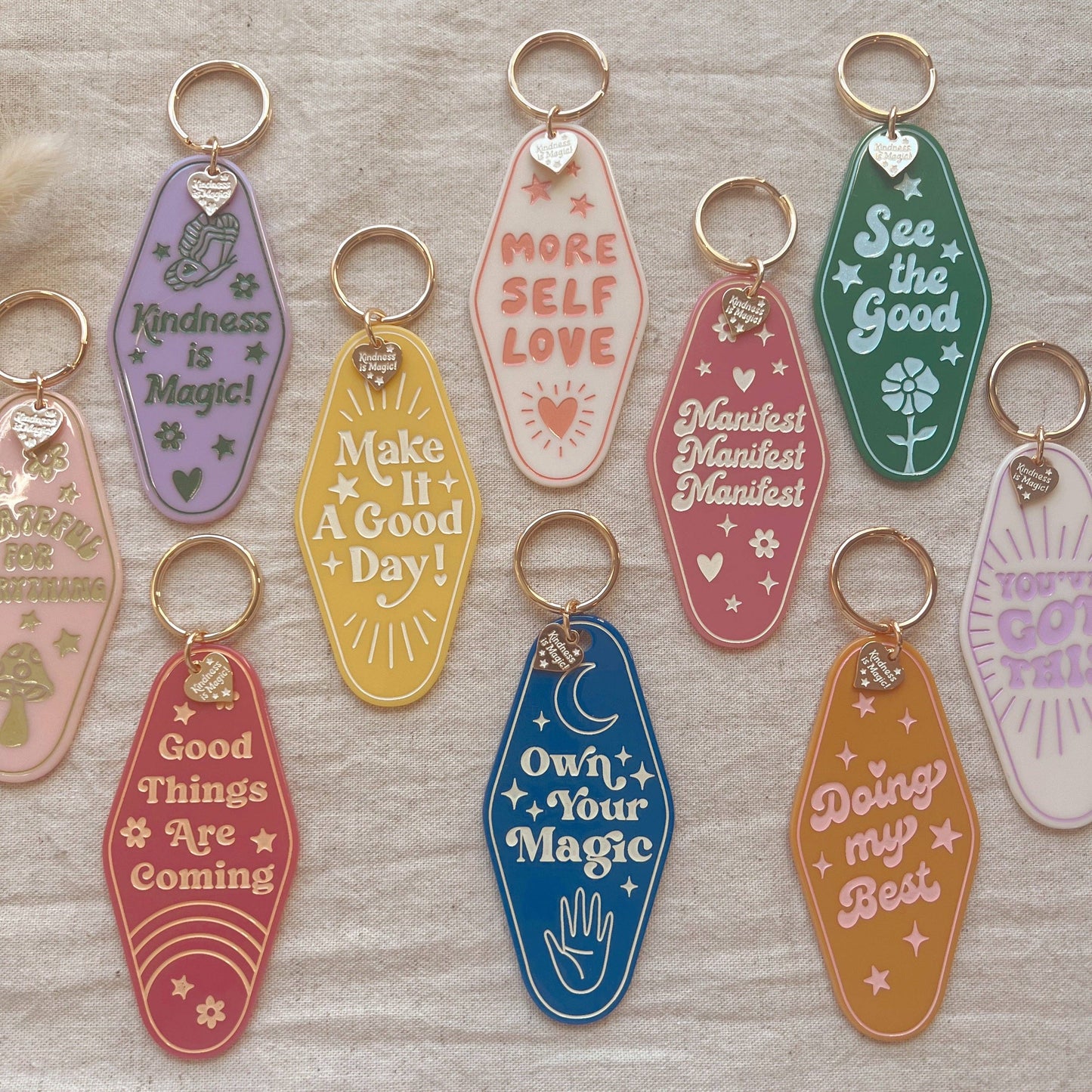 Inspirational Motel Keychains - All Quotes: Make it a Good Day / Packaged